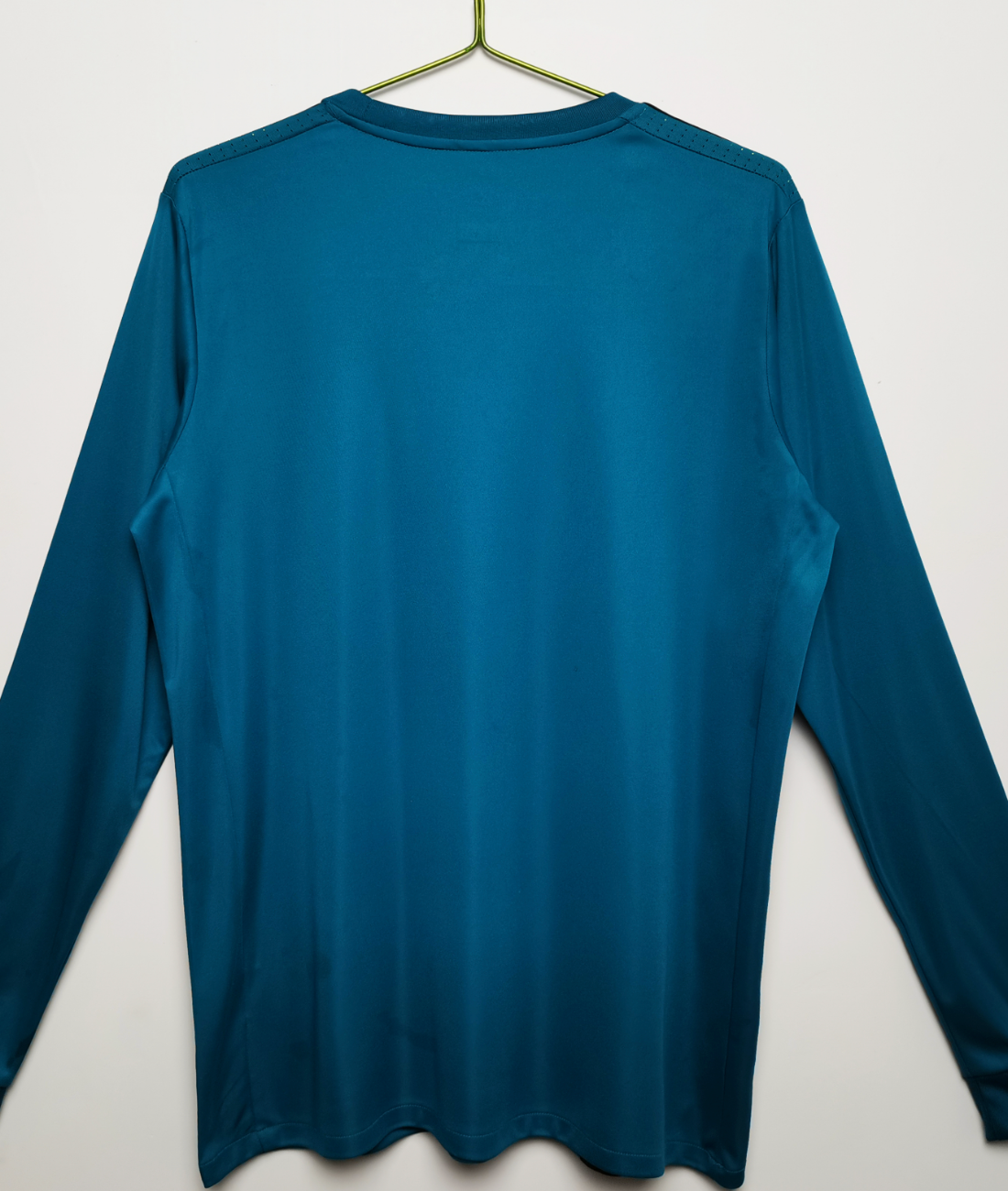 Real Madrid 16/17 Long Sleeve Retro jersey