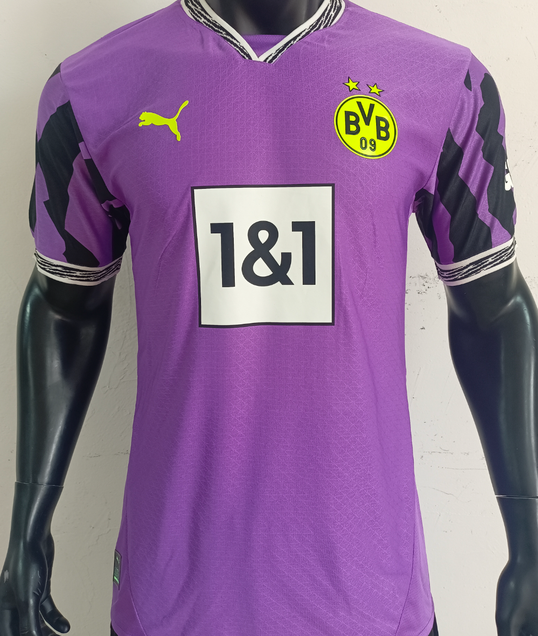 BVB 25/26 Away jersey - Size S to 2XL - TBE Locker