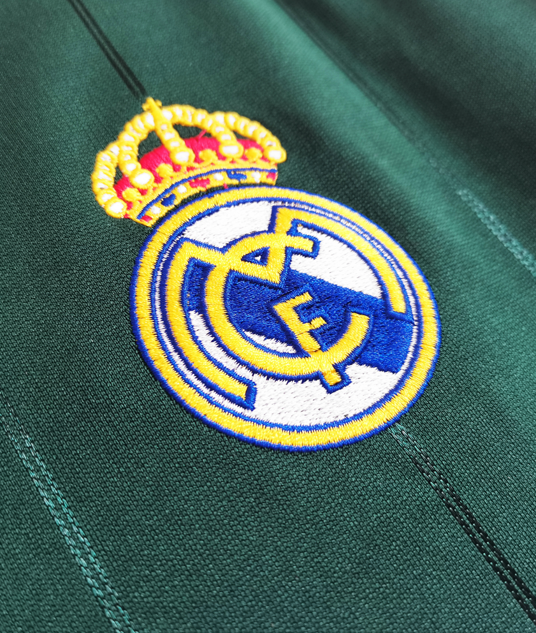 Real Madrid Retro 2012/2013 Away Jersey