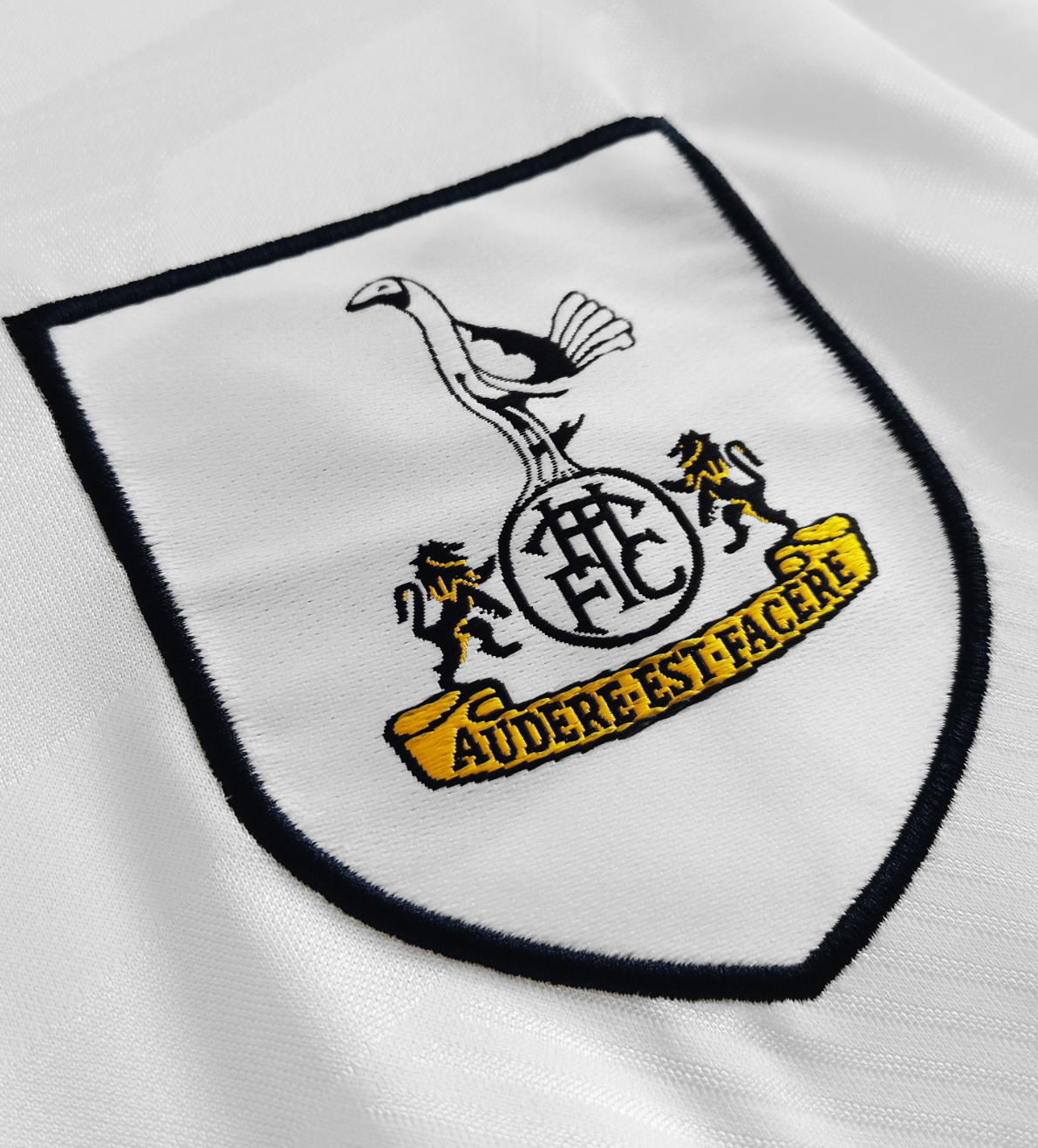 Tottenham 1994/95 Retro Soccer Jersey – Classic Spurs Kit