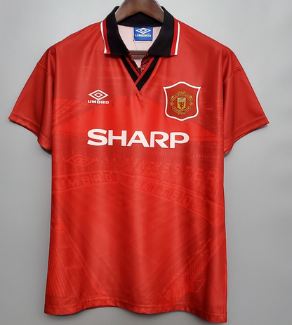 Manchester United 1995/96 Retro Jersey – Classic Sharp Kit