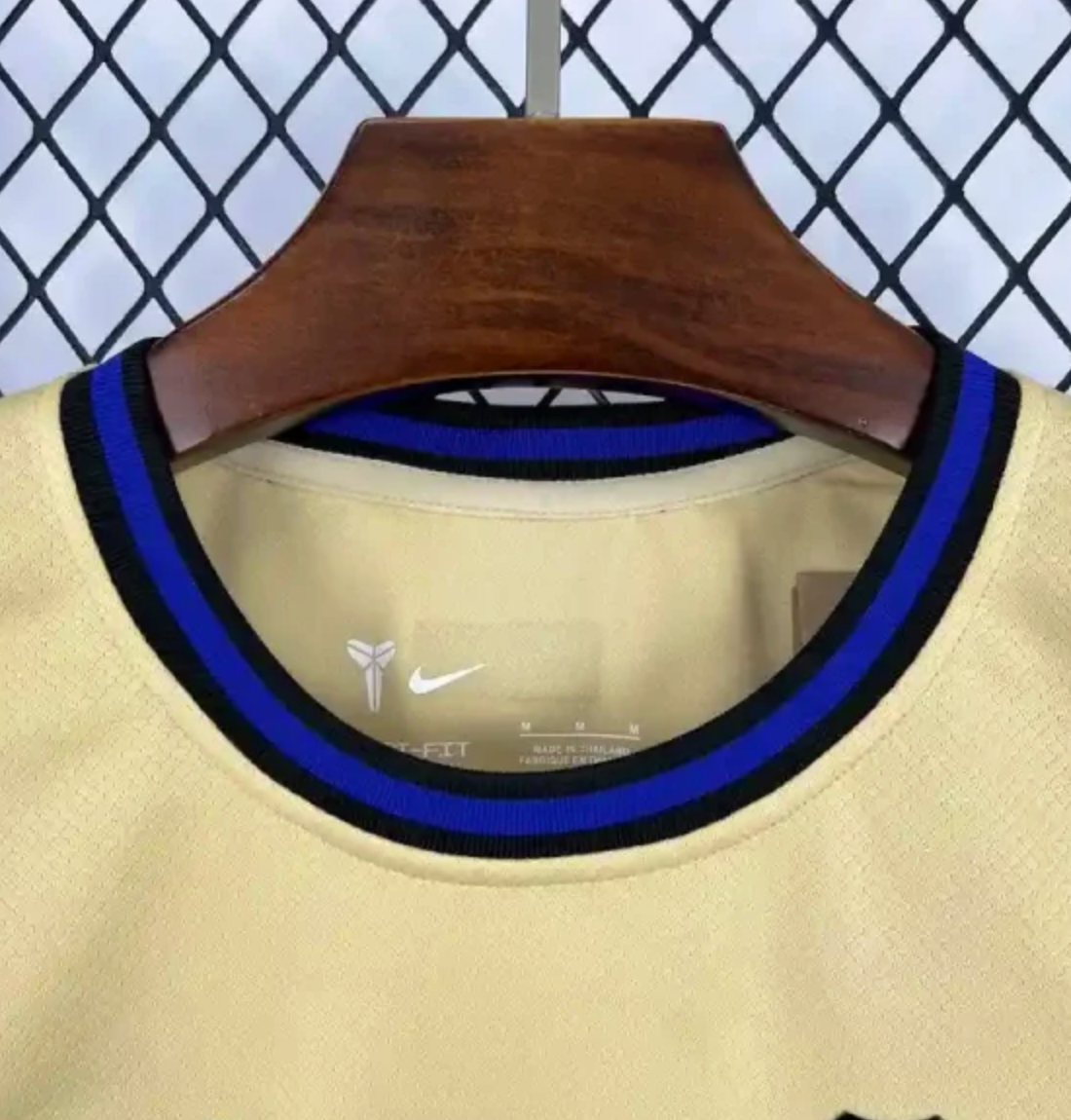 Barcelona 25/26 Away Jersey – Gold / Team Gold Special Edition