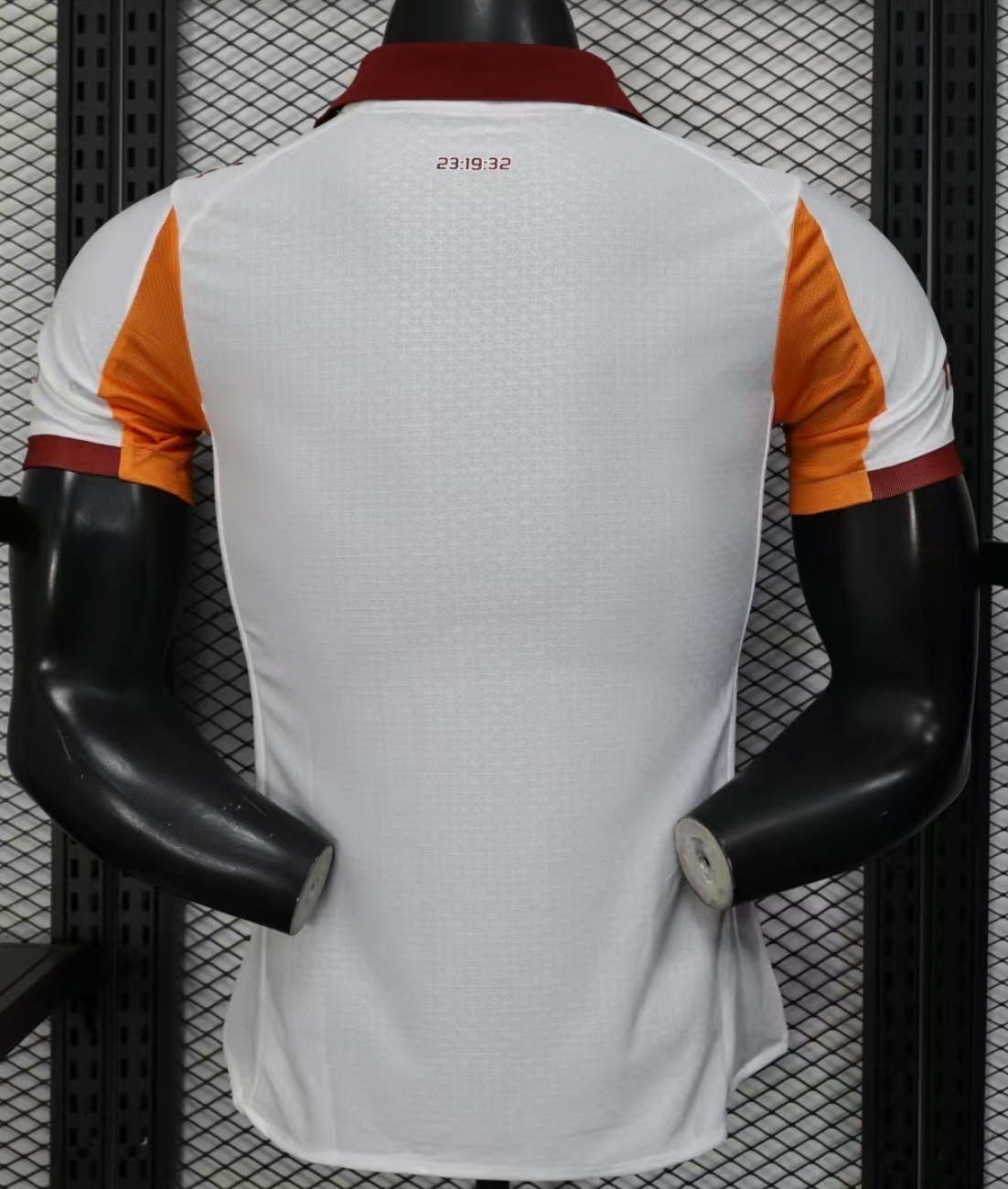 Galatasaray 25/26 Away Kit – Classic White Look Inspired by Champions